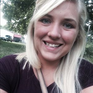 Meet your Posher, Lindsay